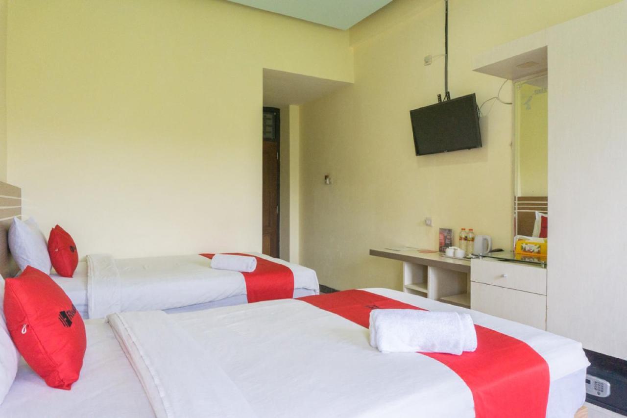 Reddoorz @ Tambolaka Sumba Hotel Lokokaki Kültér fotó