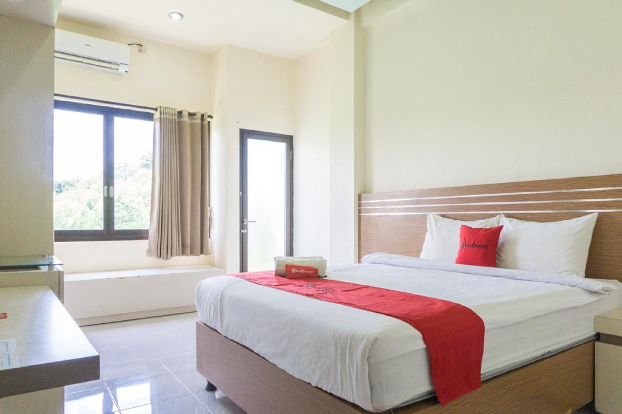 Reddoorz @ Tambolaka Sumba Hotel Lokokaki Kültér fotó