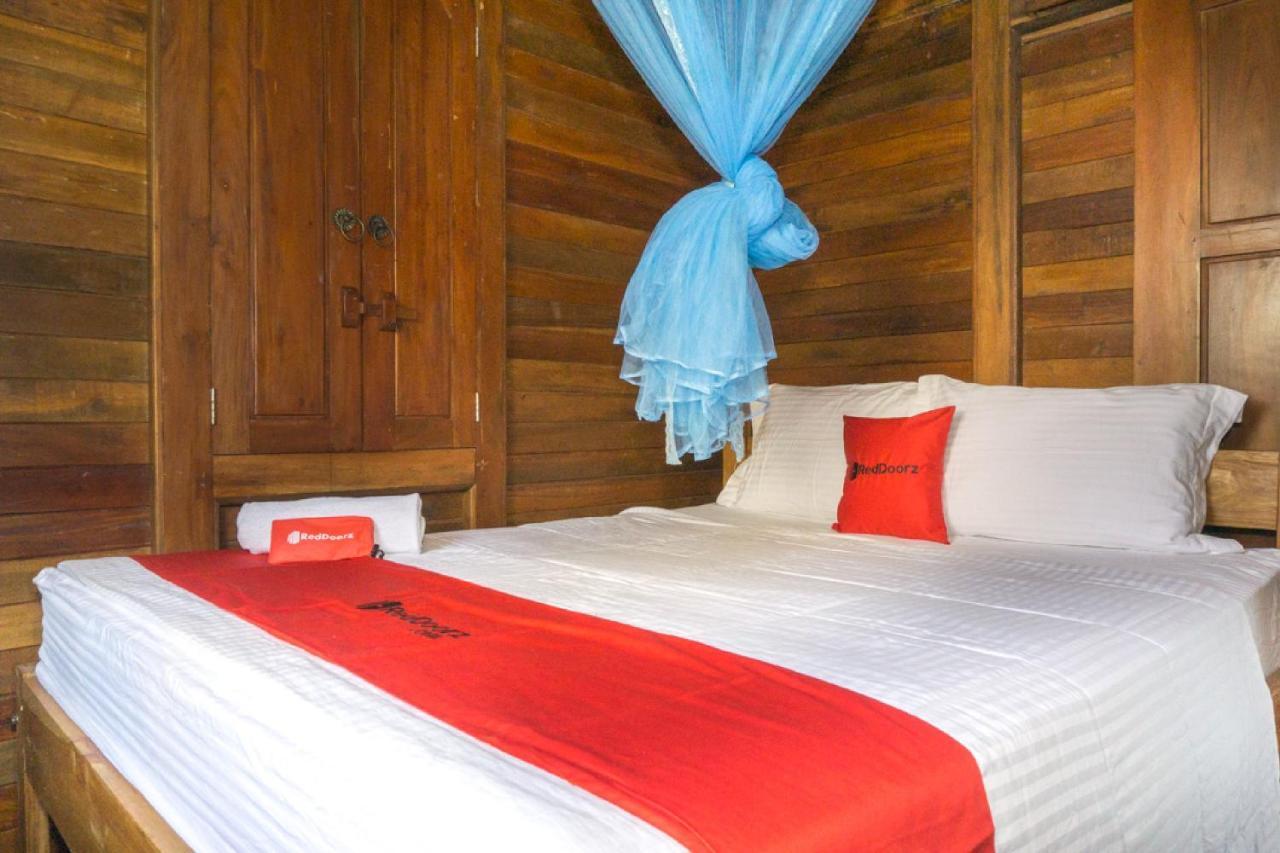 Reddoorz @ Tambolaka Sumba Hotel Lokokaki Kültér fotó